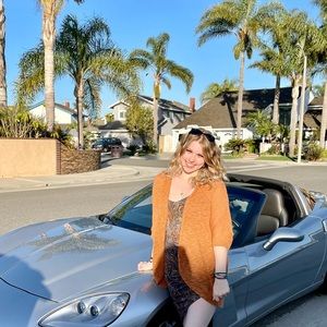 Meet your Posher, Amelia